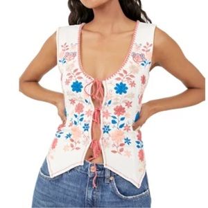 Free People Embroidered In Bloom Top size XL